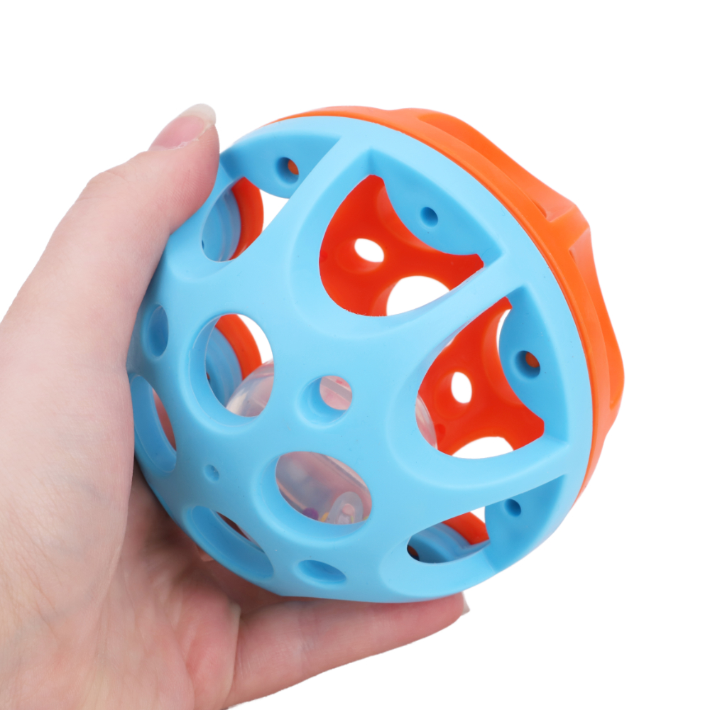 Toyland® 10.5cm Bendy n Roll Ball - Shake, Rattle & Roll - Sensory Ball - Baby Toys - 6m+ - Image 2