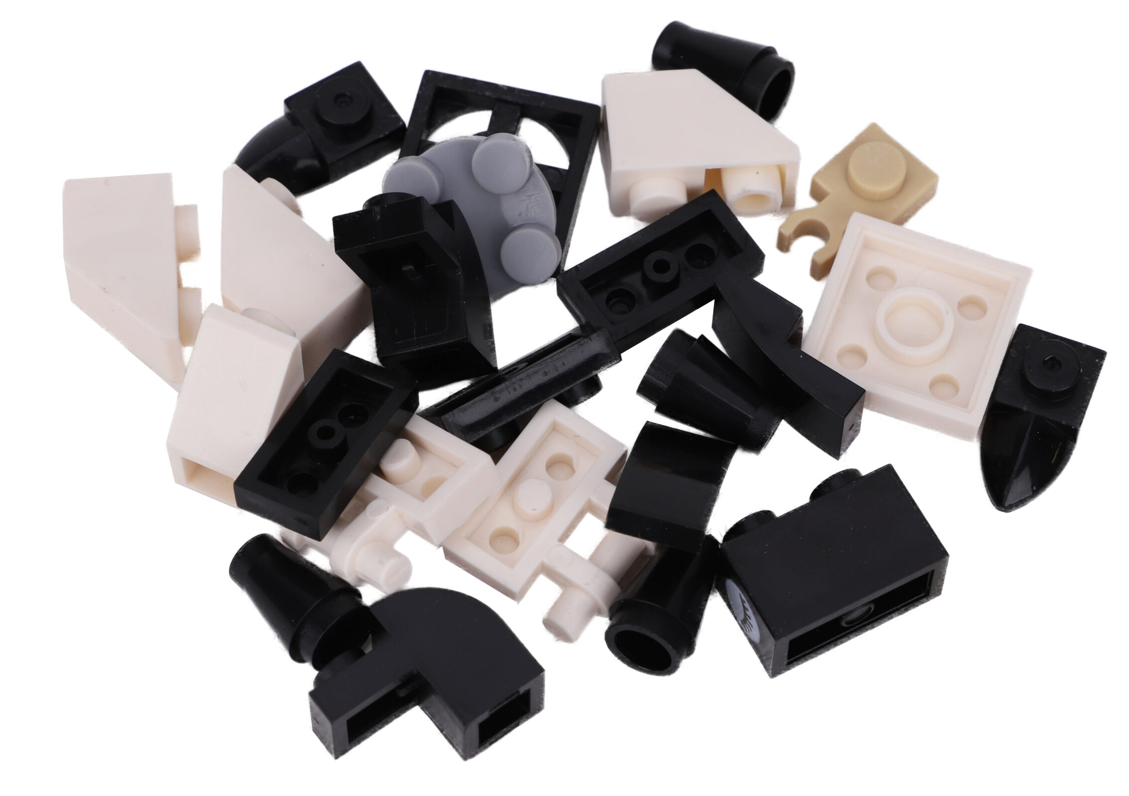 Toyland® 73 Piece Farm Animal Building Bricks - Sheep + Pig + Cow - Ages 6+ - Image 10