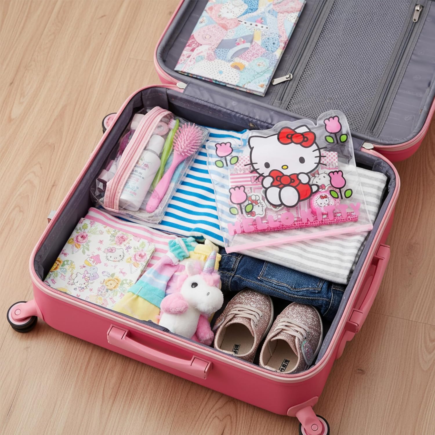 Toyland® Hello Kitty Filled Pencil Case - Includes: 1x Notebook, 2 x Pencils, 4 x Character Erasers, 1 x Sharpener, 1 x Ruler & 125 x Sticky Notes - School Stationary Set - Travel Drawing Supplies - Image 7